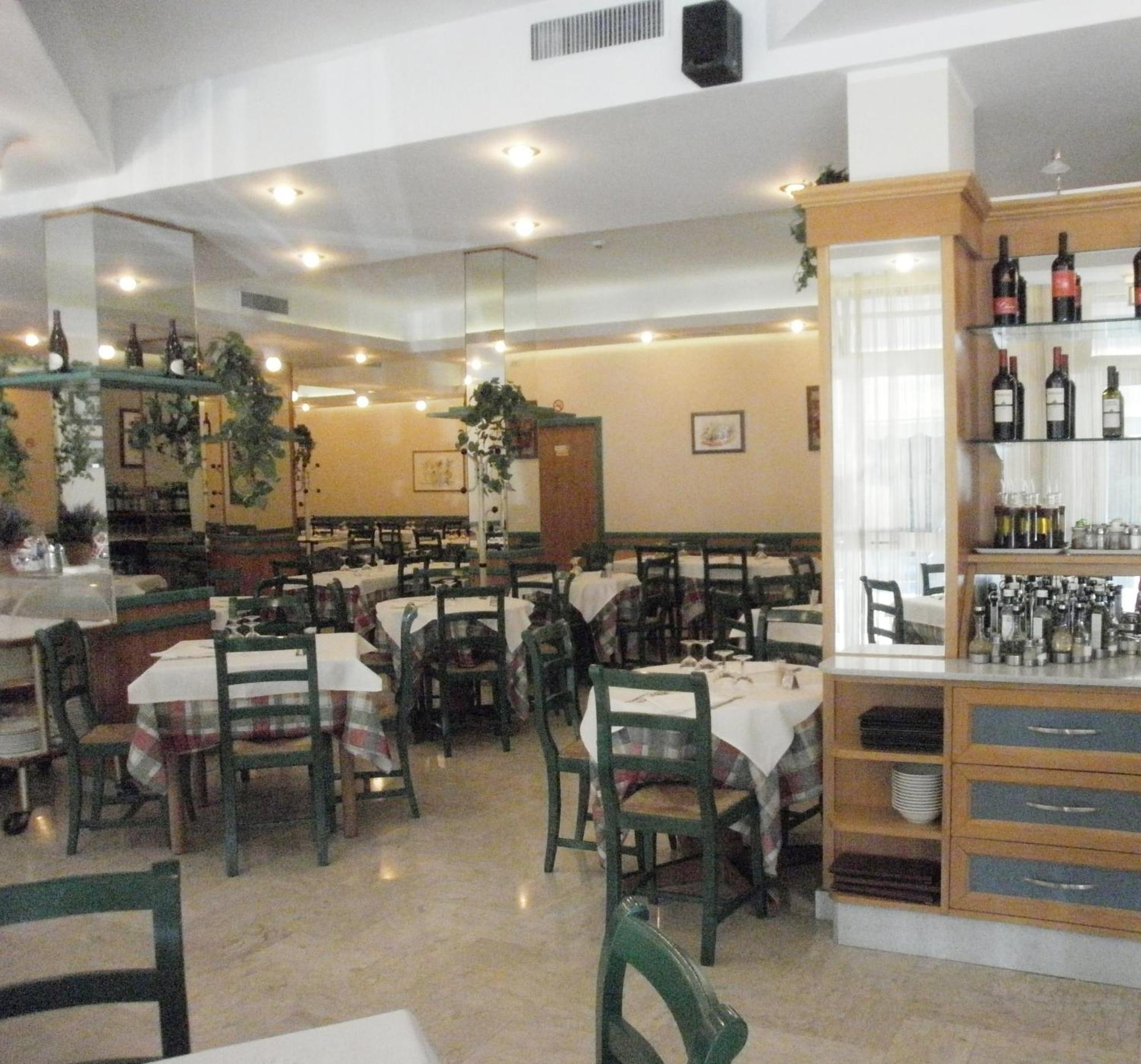 曼佐尼酒店 佩鲁贾 外观 照片